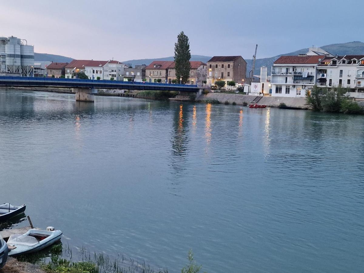 Apartmani Boras Metkovic Bagian luar foto