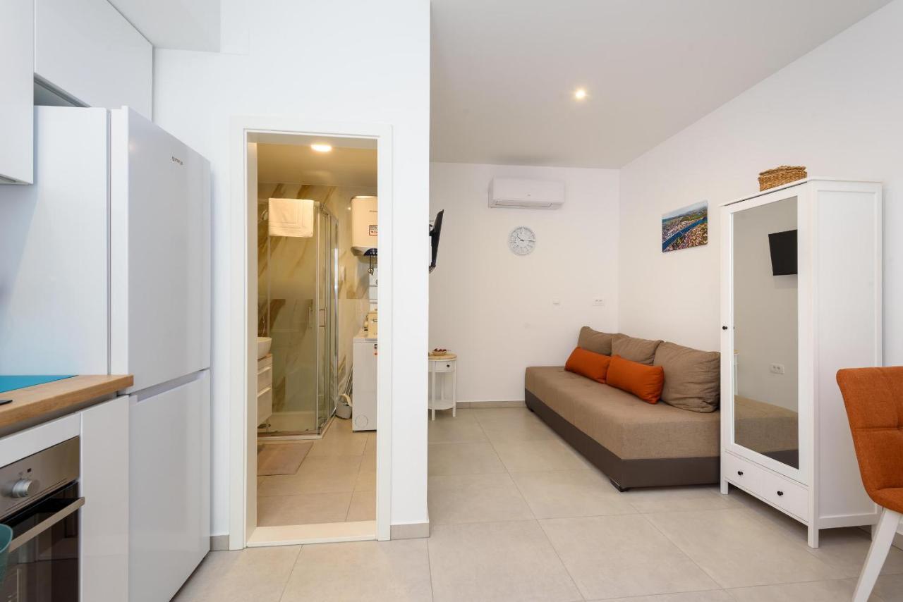 Apartmani Boras Metkovic Bagian luar foto
