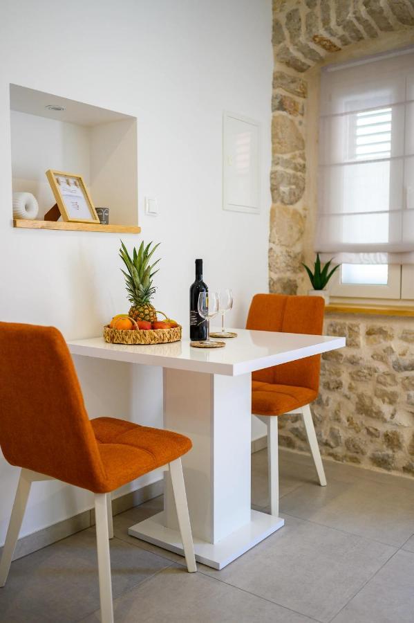 Apartmani Boras Metkovic Bagian luar foto