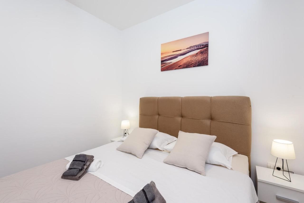 Apartmani Boras Metkovic Bagian luar foto
