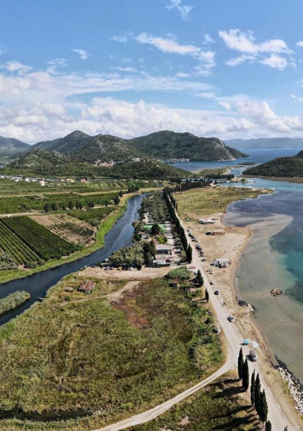 Apartmani Boras Metkovic Bagian luar foto