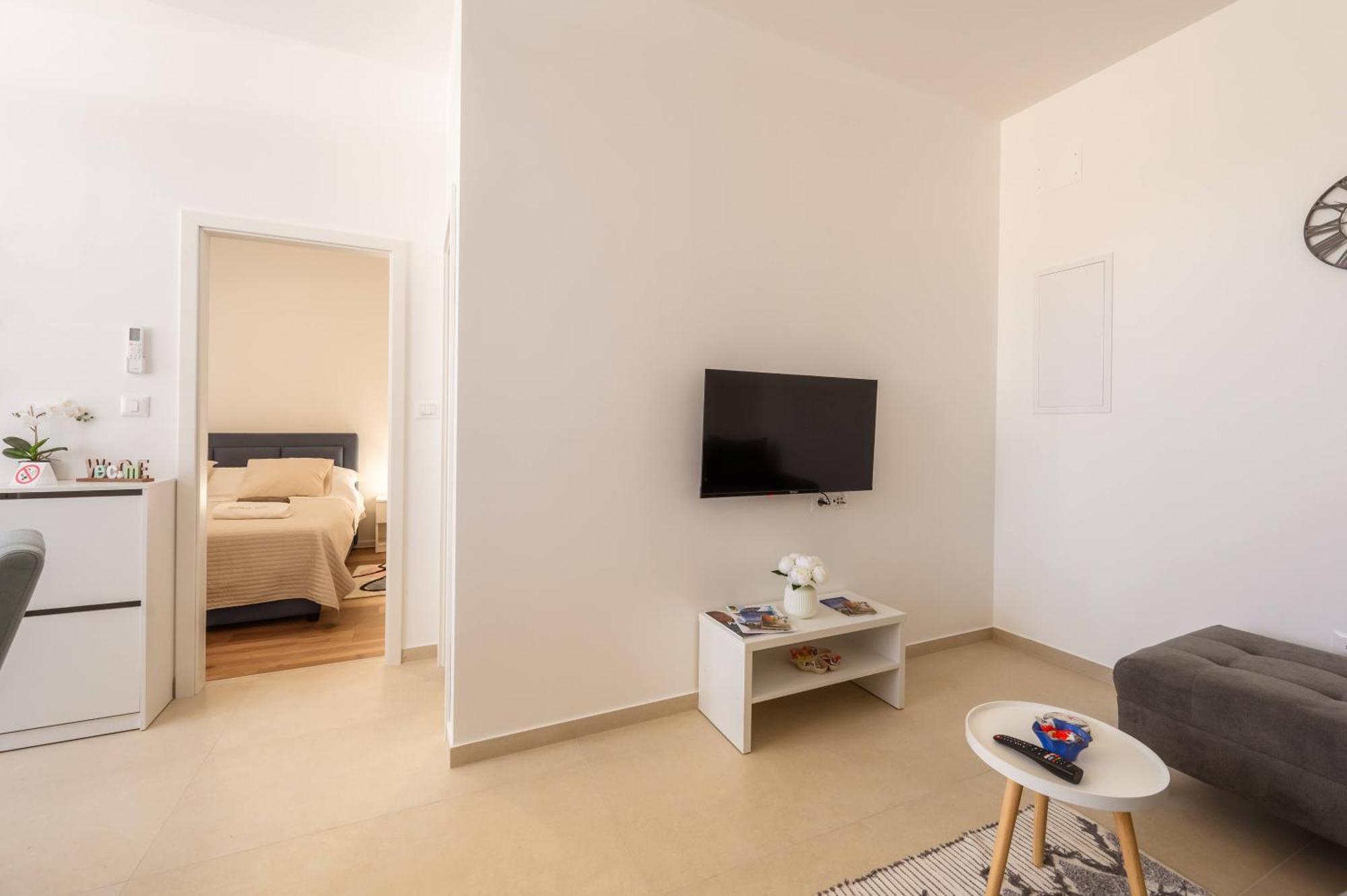 Apartmani Boras Metkovic Bagian luar foto